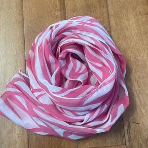 Pink and White Patterned Scarf